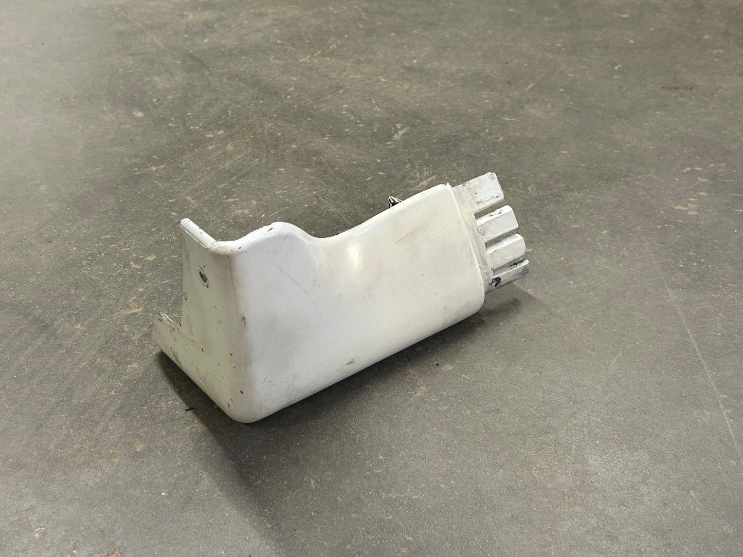 91-94 Explorer Limited Running Board Corner