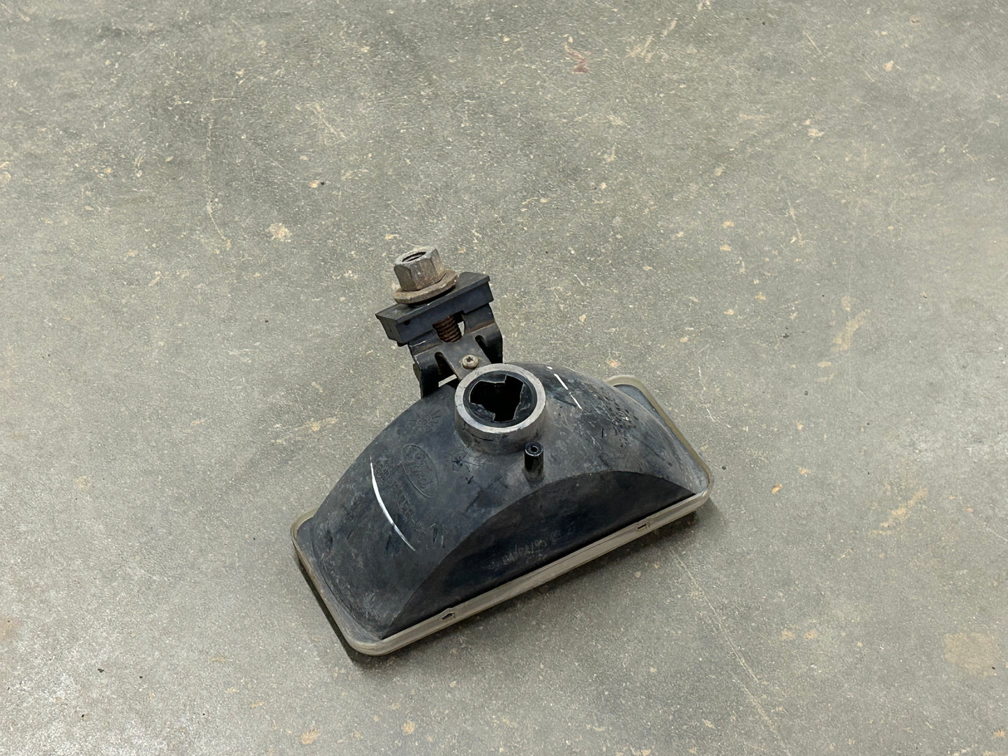 95-98 Explorer Fog Light