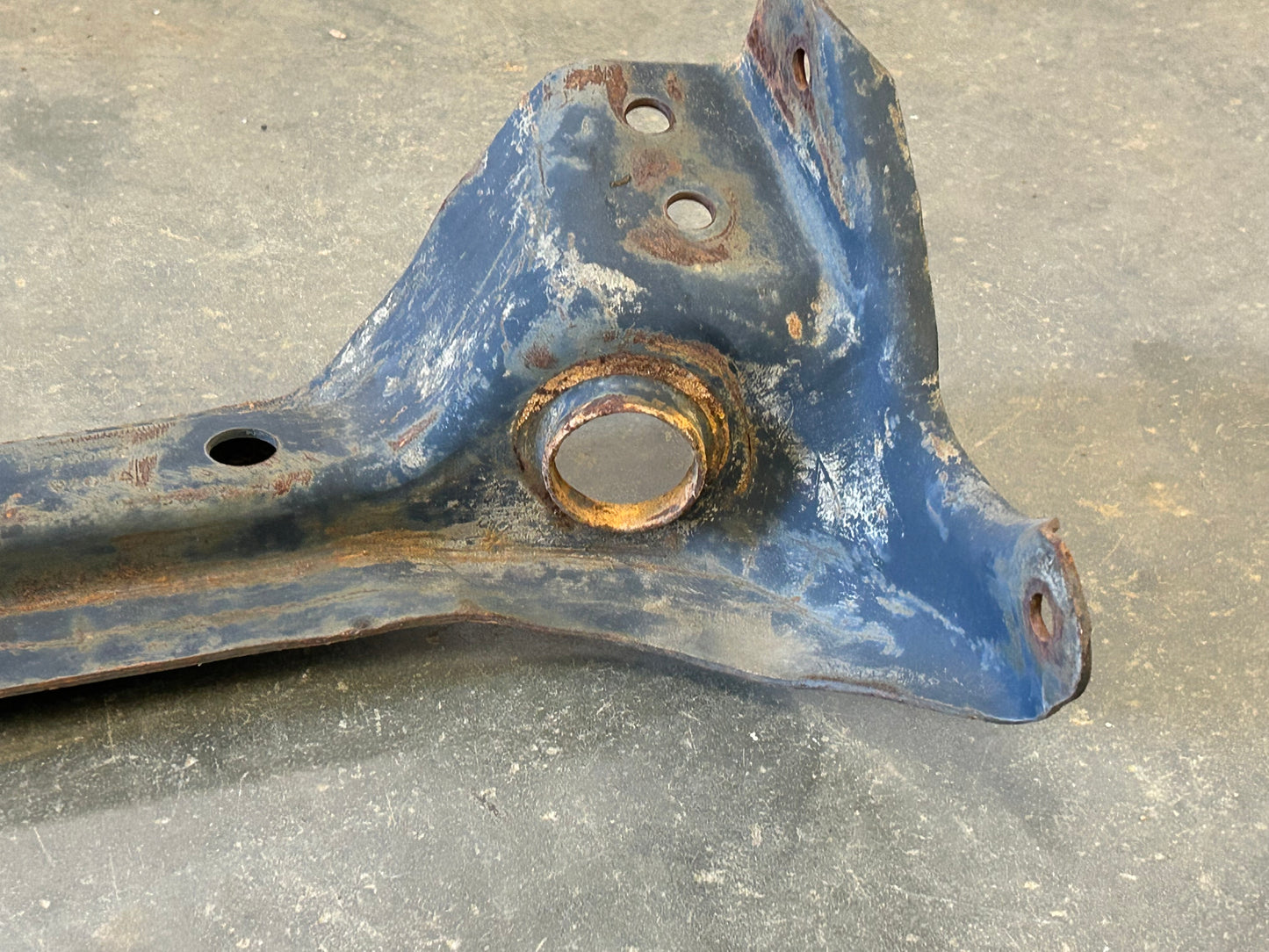91-94 Explorer OEM Radius Arm Crosmember