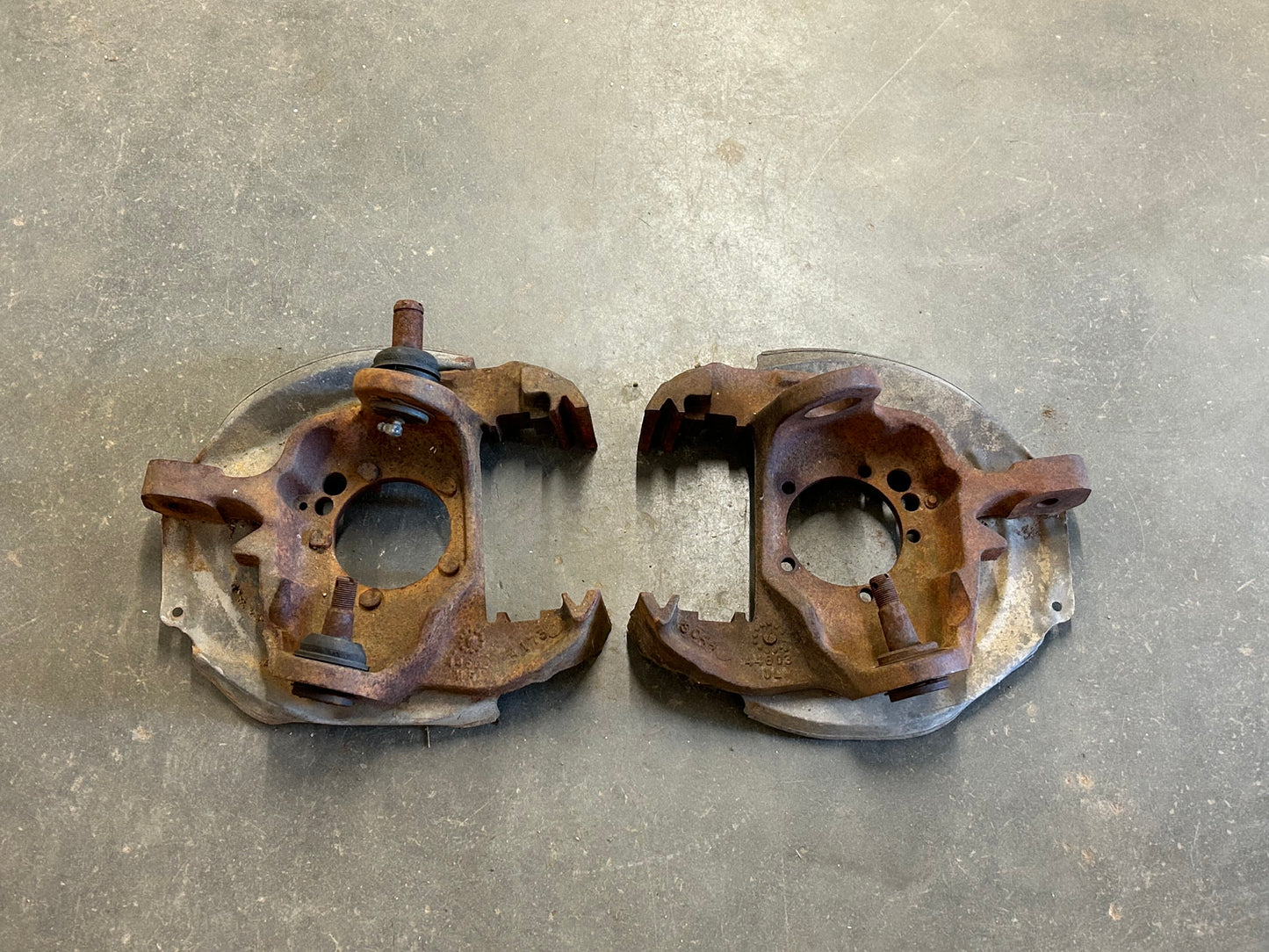 Dana 35 Knuckles