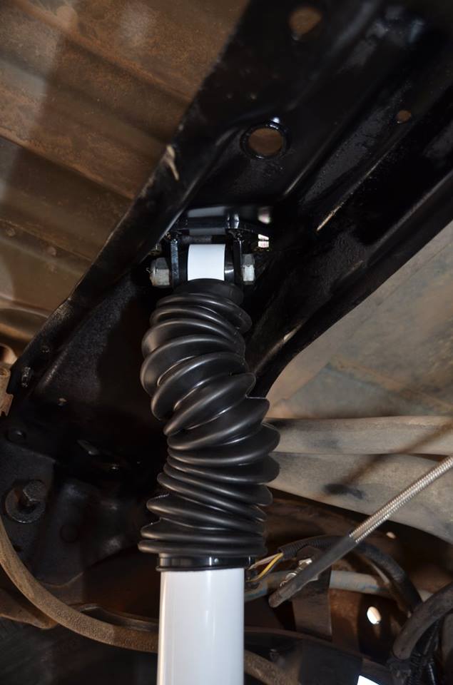 91-01 Rear Shock Bar Pin Eliminators