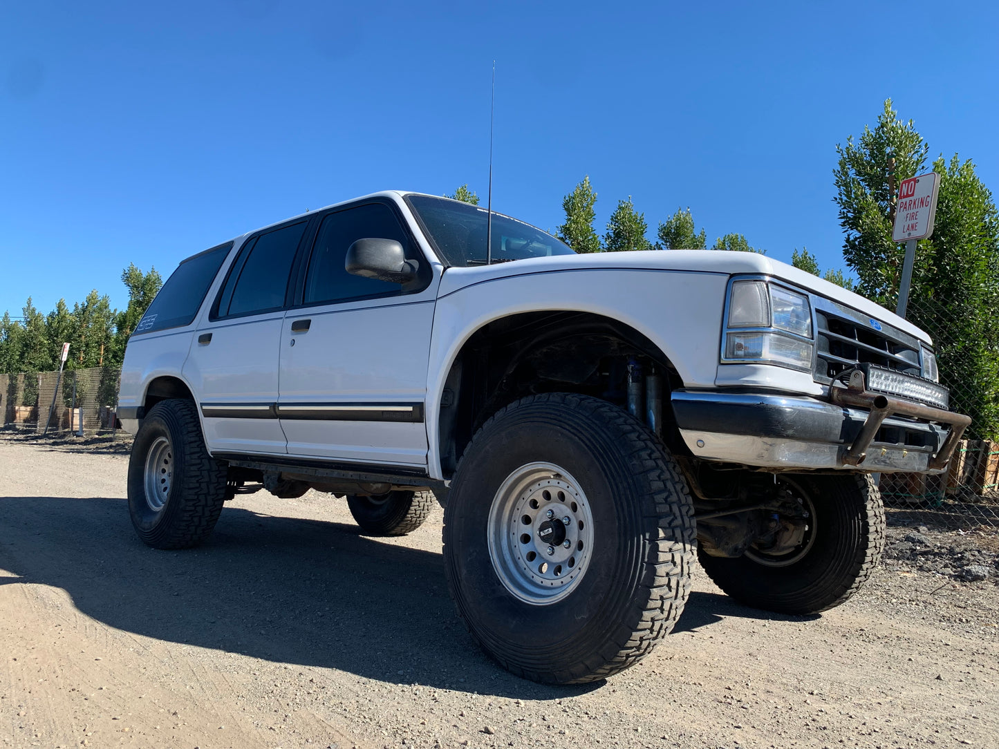 91-94 Fiberglass 3" Bulged Fenders