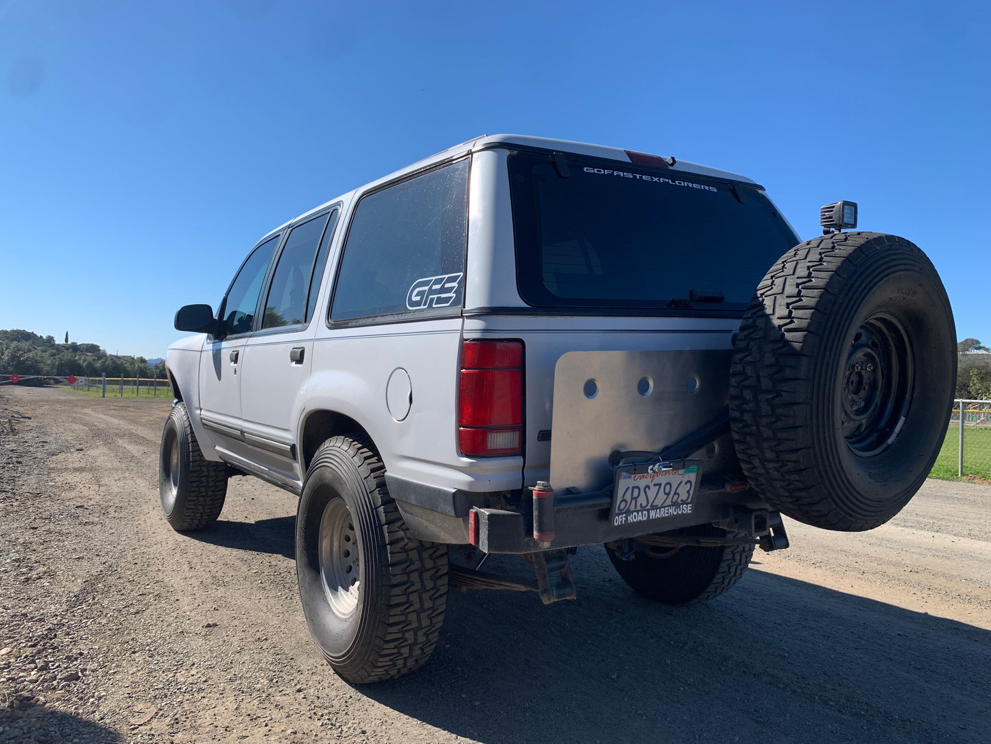 91-94 Fiberglass 3" Bulged Fenders