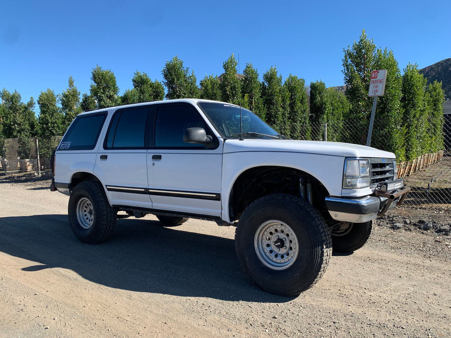 91-94 Fiberglass 3" Bulged Fenders